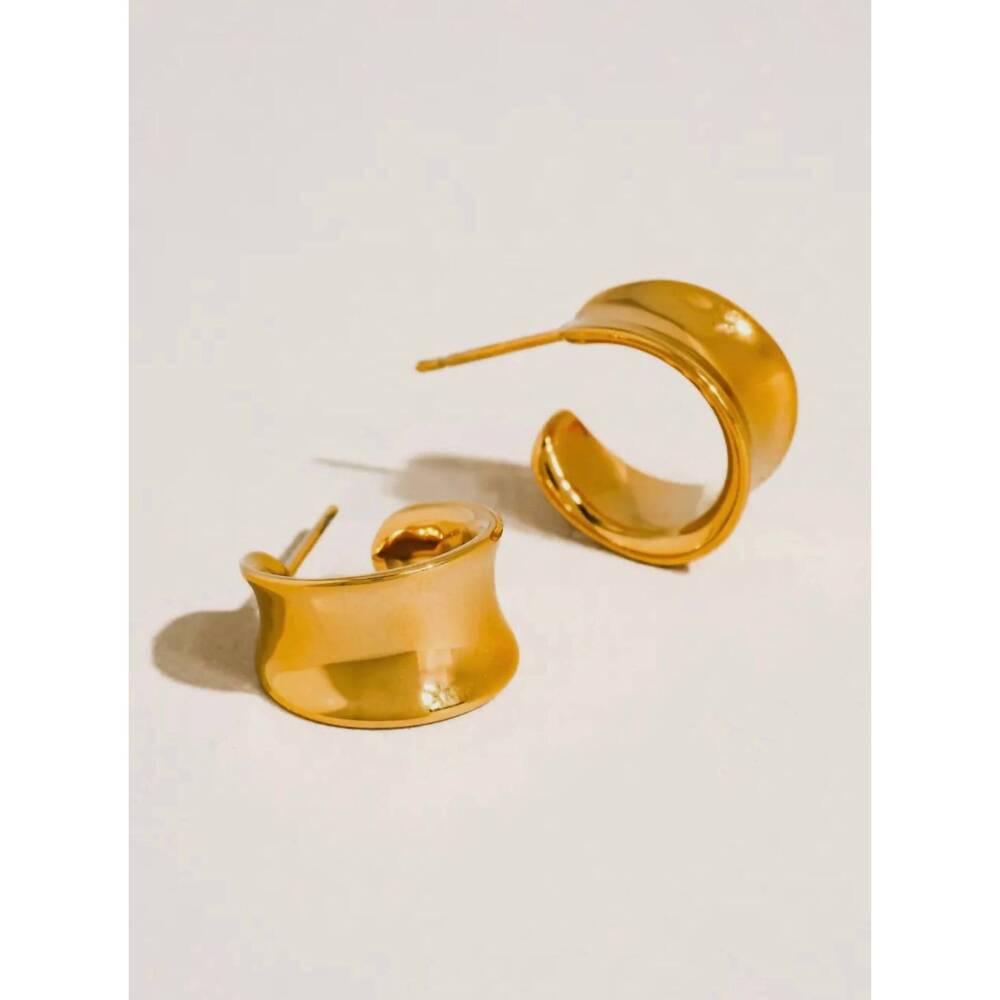 NEW FLANERIE BY MAIQ women's lydia hoops in gold